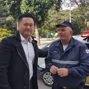 Nelson Hong GCM e a defesa civil encaminhando os moradores de rua e dependentes químicos para albergues